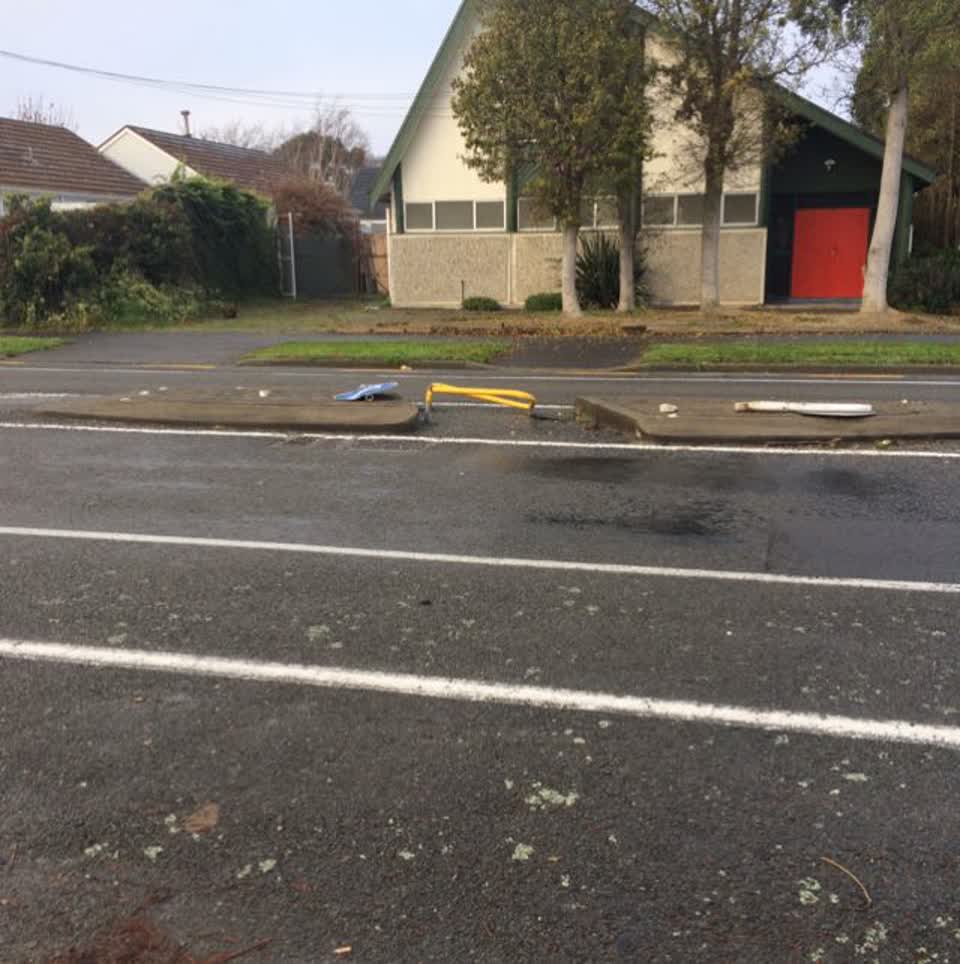 The photograph attached to this roading/streets report
