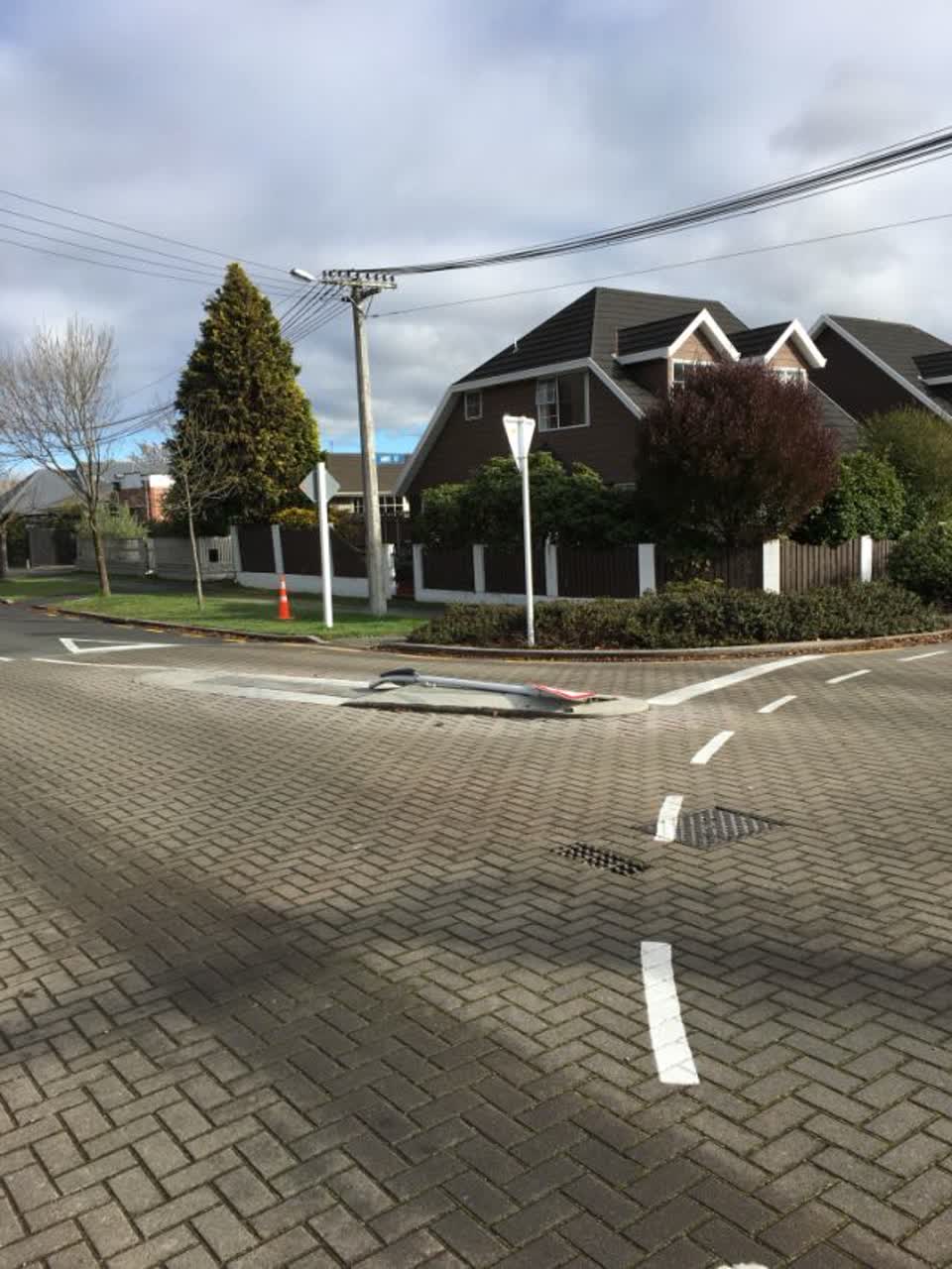The photograph attached to this roading/streets report