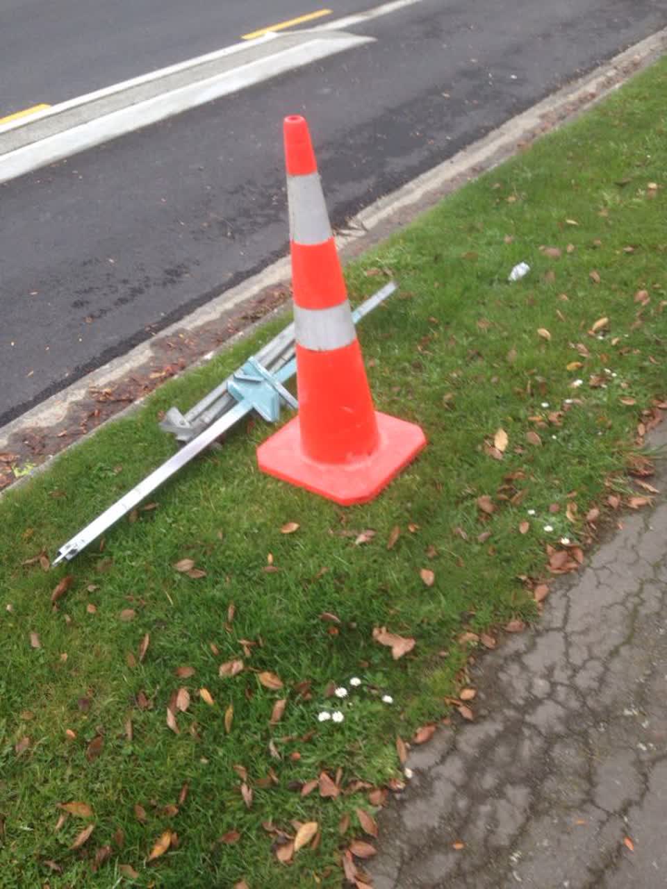The photograph attached to this roading/streets report