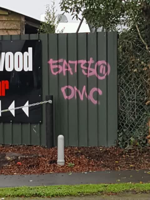 Graffiti, a report photo