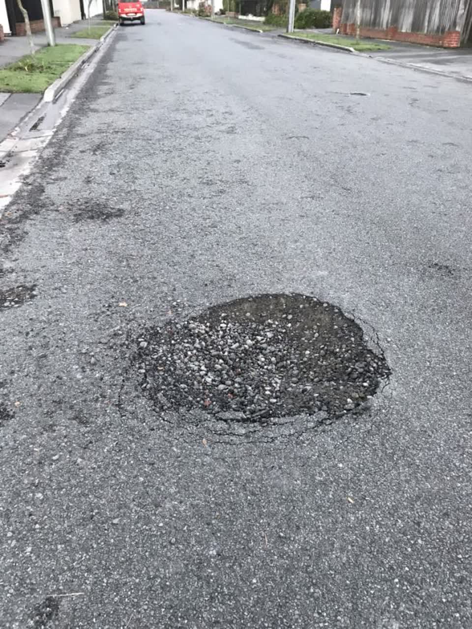 The photograph attached to this roading/streets report