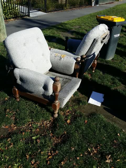 Rubbish/Recycling, a report photo