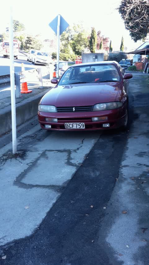 Roading/Streets, a report photo