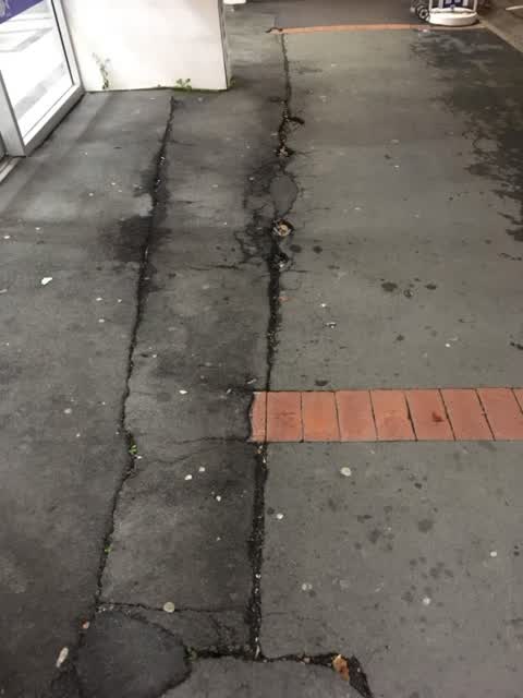 Roading/Streets, a report photo