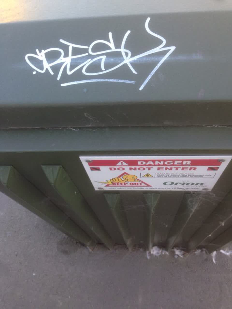 The photograph attached to this graffiti report