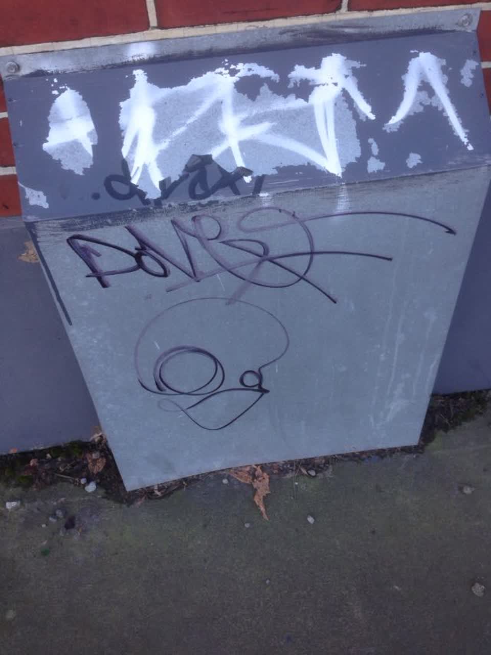 The photograph attached to this graffiti report