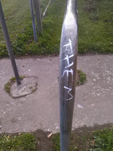 Graffiti, a report photo