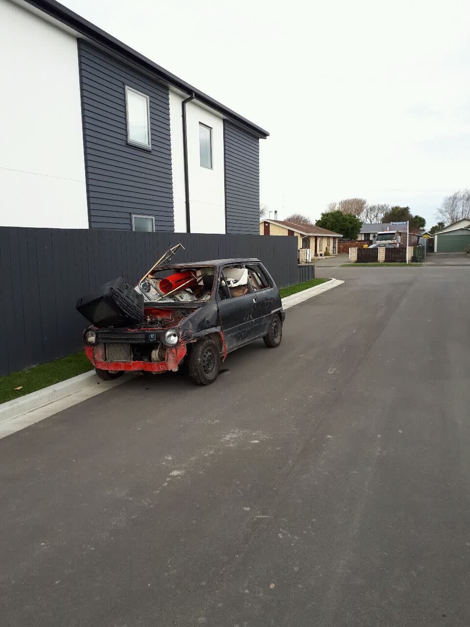 The photograph attached to this roading/streets report