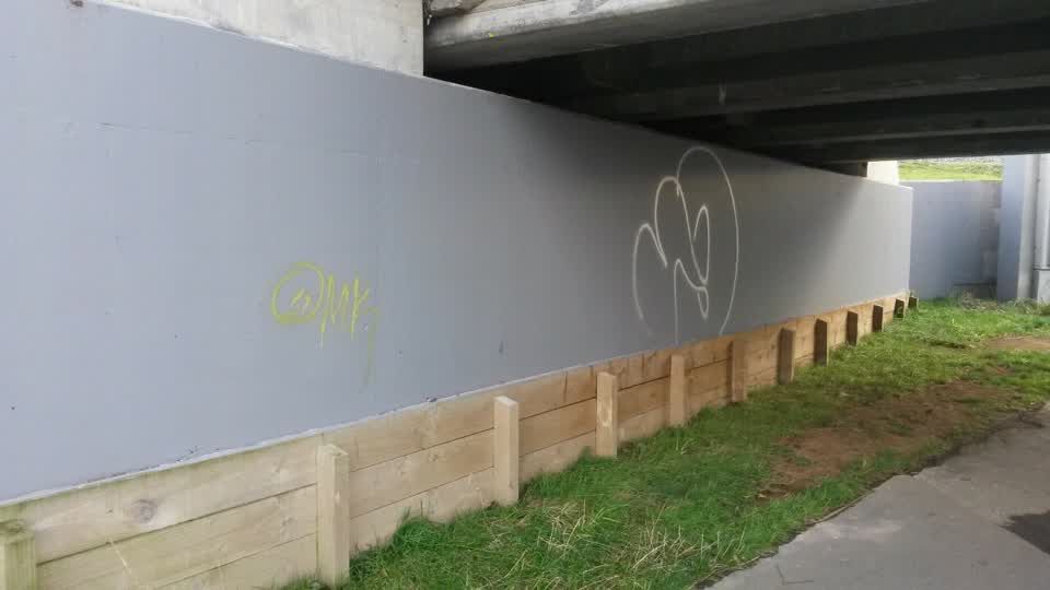 The photograph attached to this graffiti report