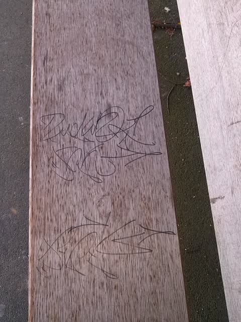 Graffiti, a report photo