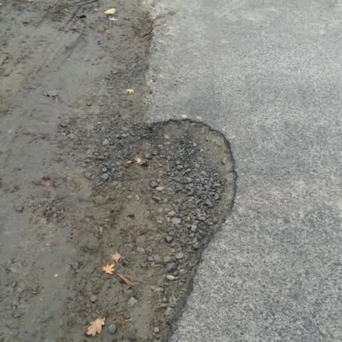 Roading/Streets, a report photo