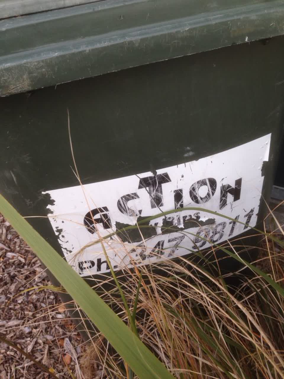 The photograph attached to this rubbish/recycling report