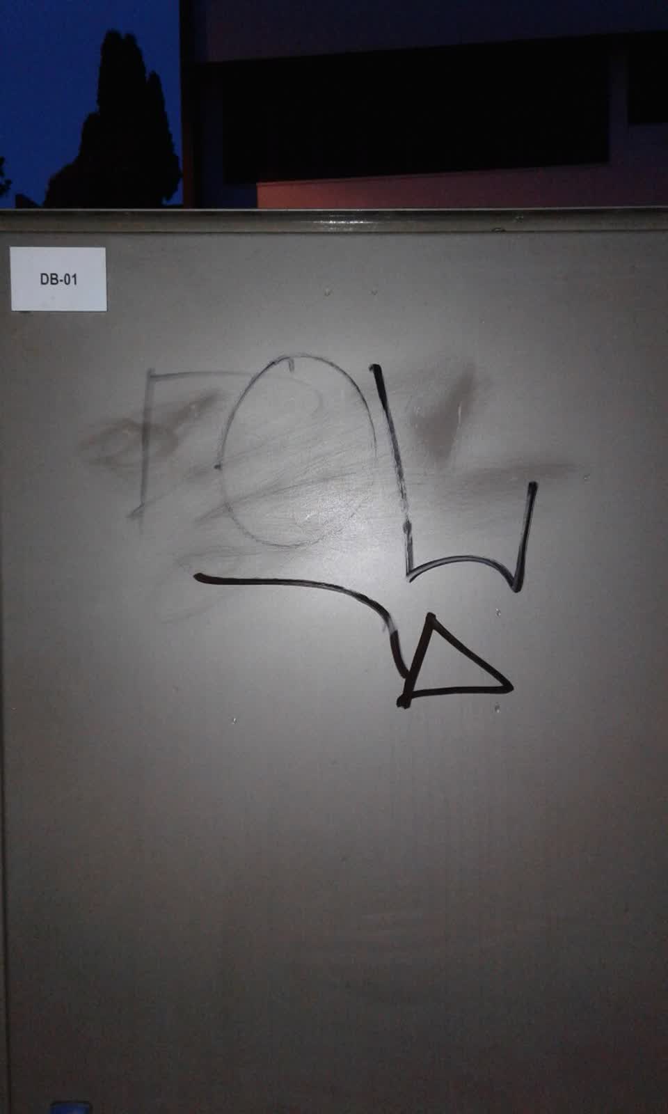 The photograph attached to this graffiti report