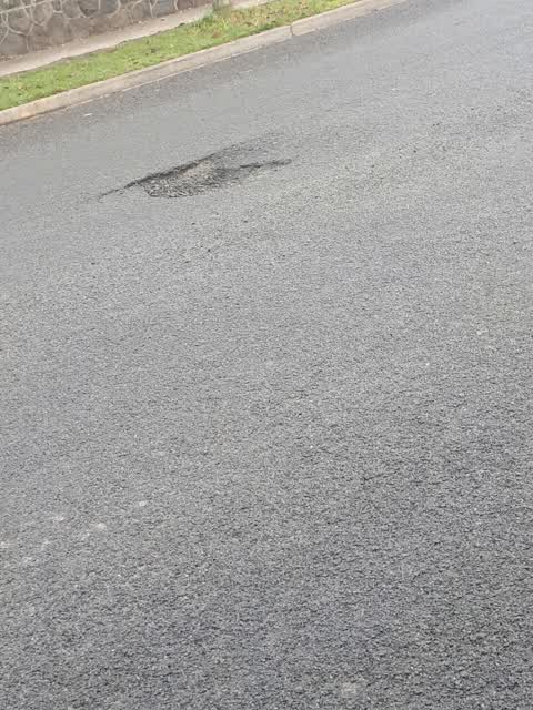 Roading/Streets, a report photo