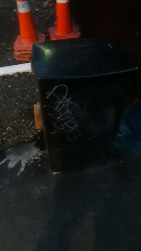 Graffiti, a report photo
