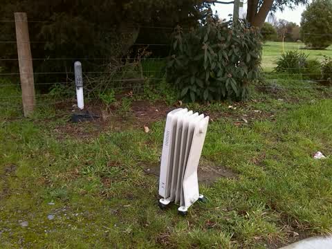 Rubbish/Recycling, a report photo
