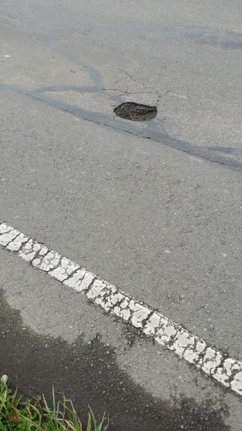 Roading/Streets, a report photo