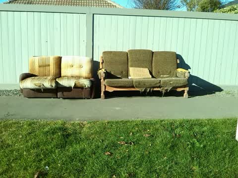 Rubbish/Recycling, a report photo