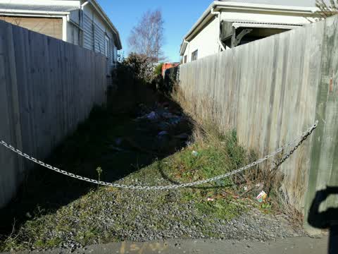 Rubbish/Recycling, a report photo