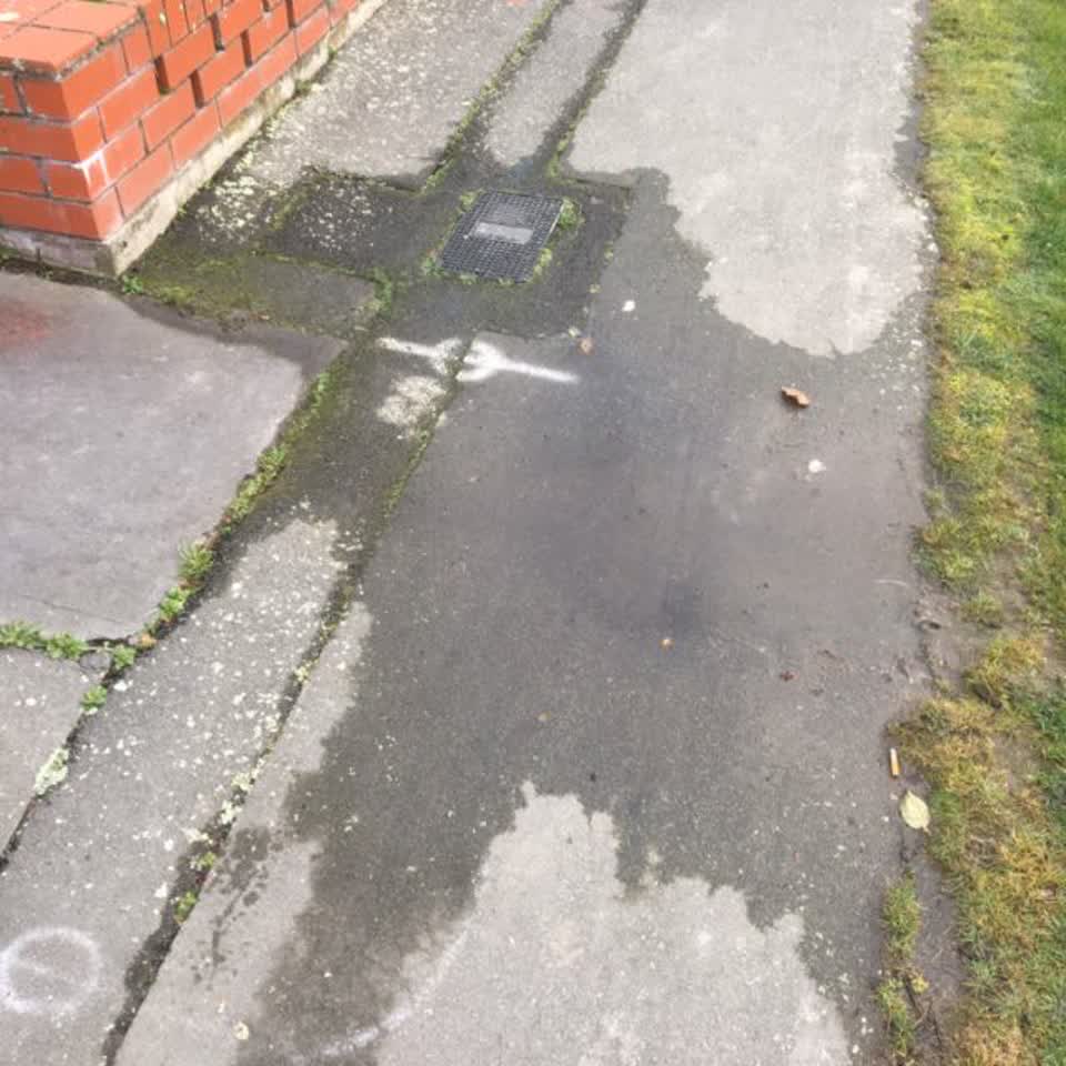 The photograph attached to this water supply report