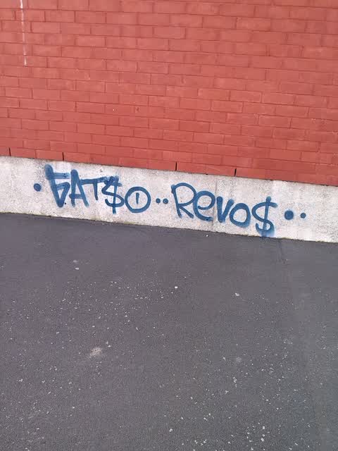 Graffiti, a report photo