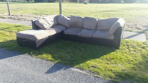 Rubbish/Recycling, a report photo