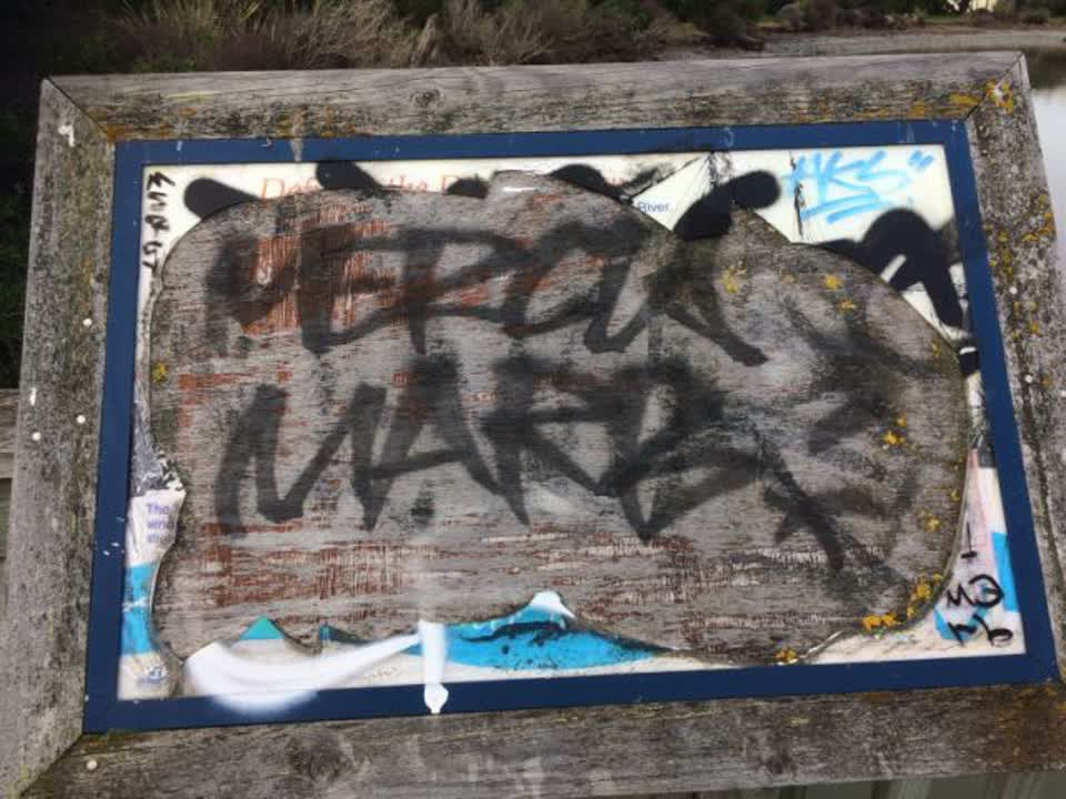 The photograph attached to this graffiti report