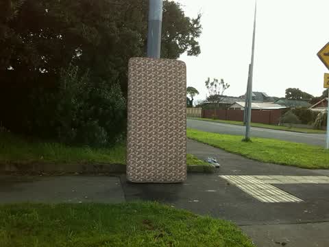 Rubbish/Recycling, a report photo