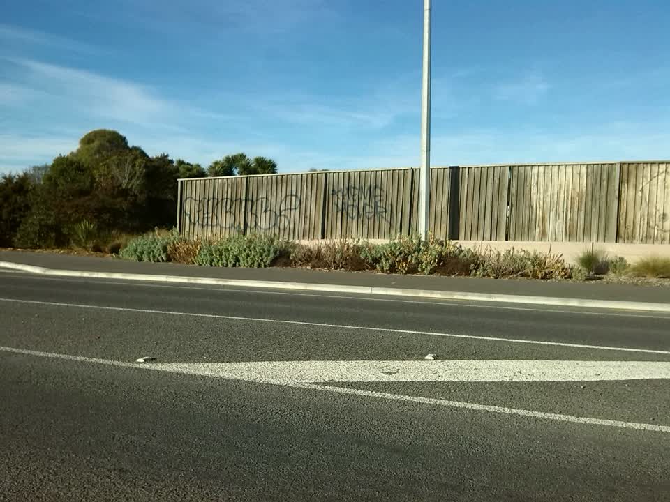 The photograph attached to this graffiti report