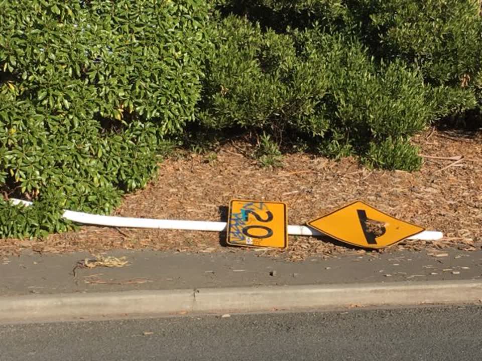 The photograph attached to this roading/streets report