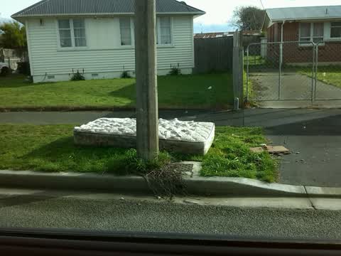 Rubbish/Recycling, a report photo