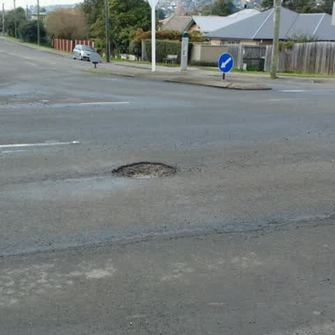 Roading/Streets, a report photo