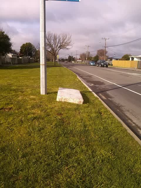 Rubbish/Recycling, a report photo