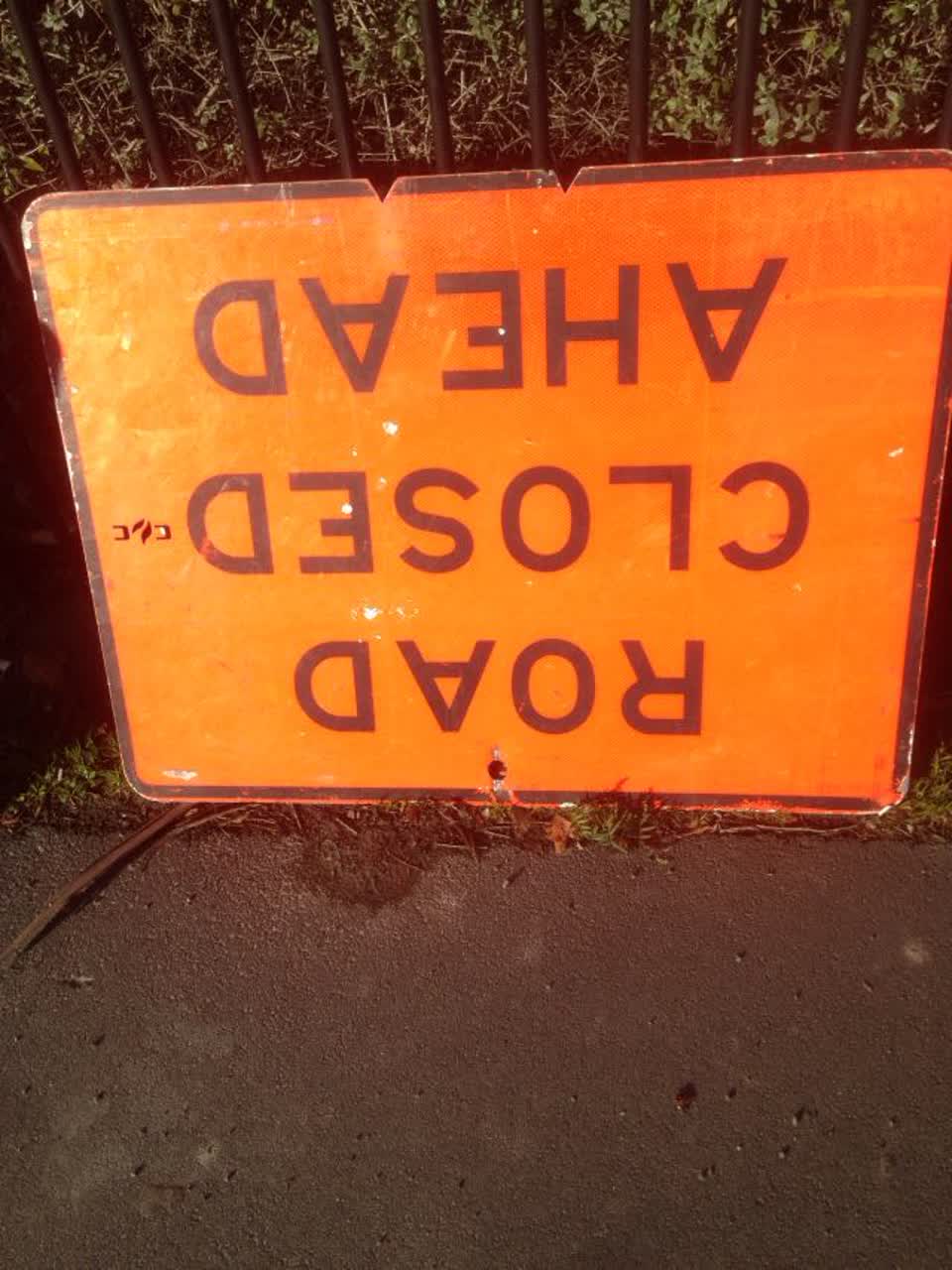 The photograph attached to this roading/streets report