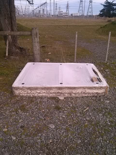 Rubbish/Recycling, a report photo