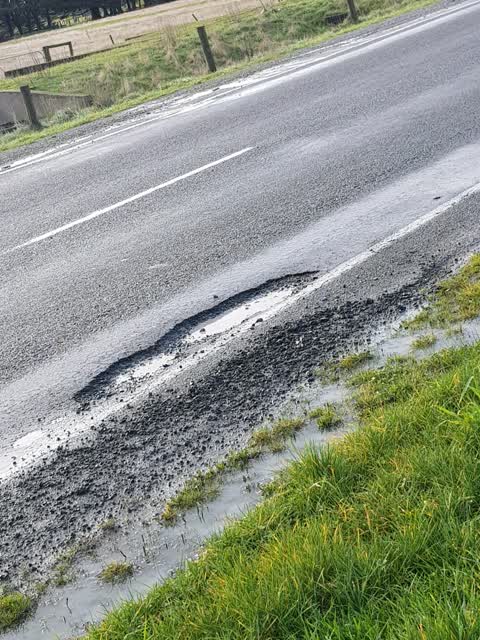 Roading/Streets, a report photo