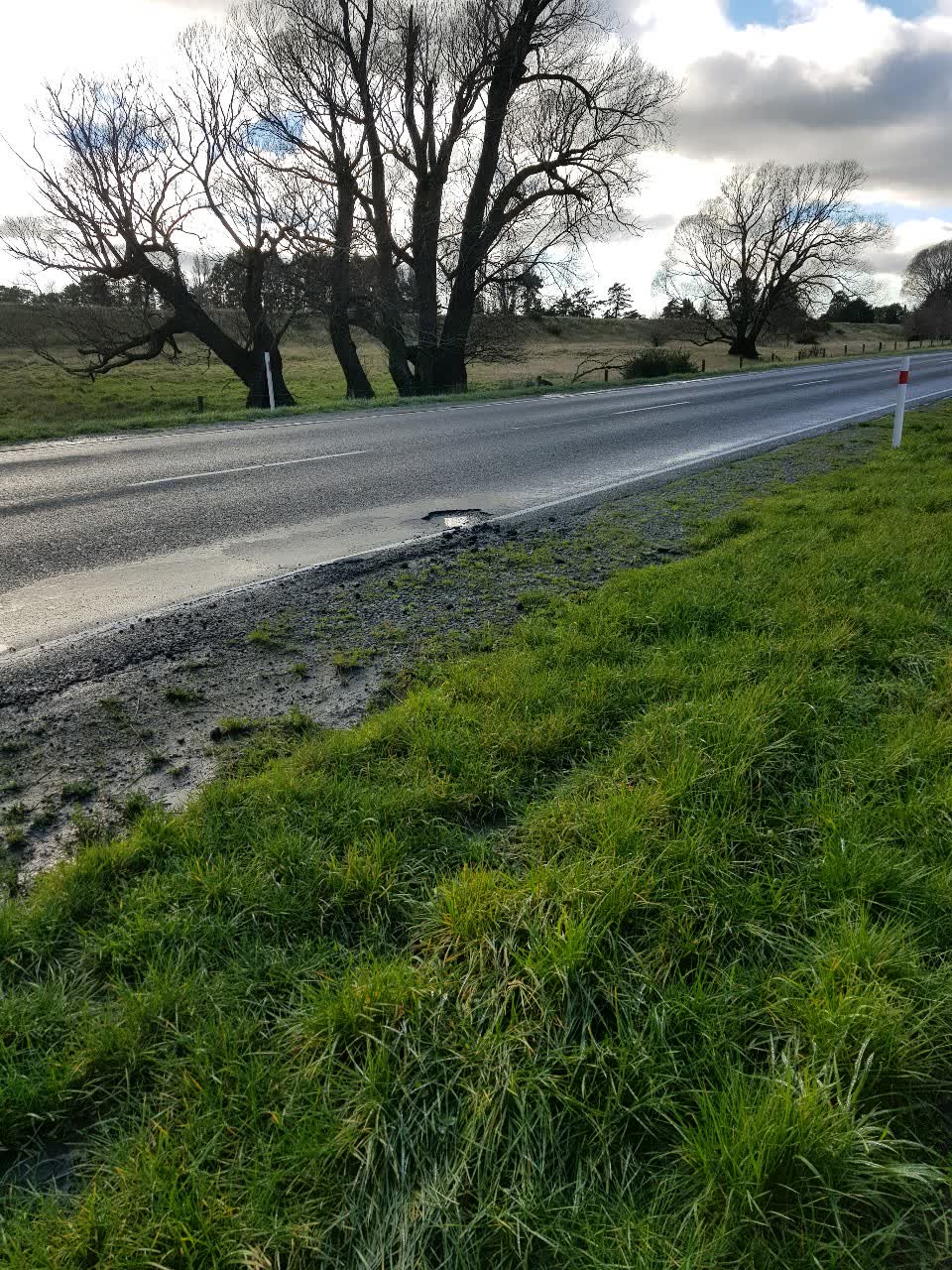 The photograph attached to this roading/streets report