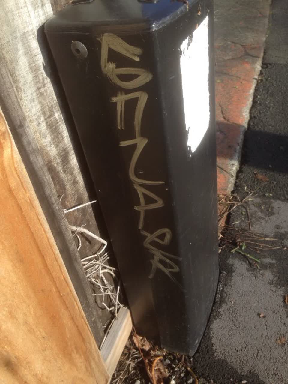 The photograph attached to this graffiti report