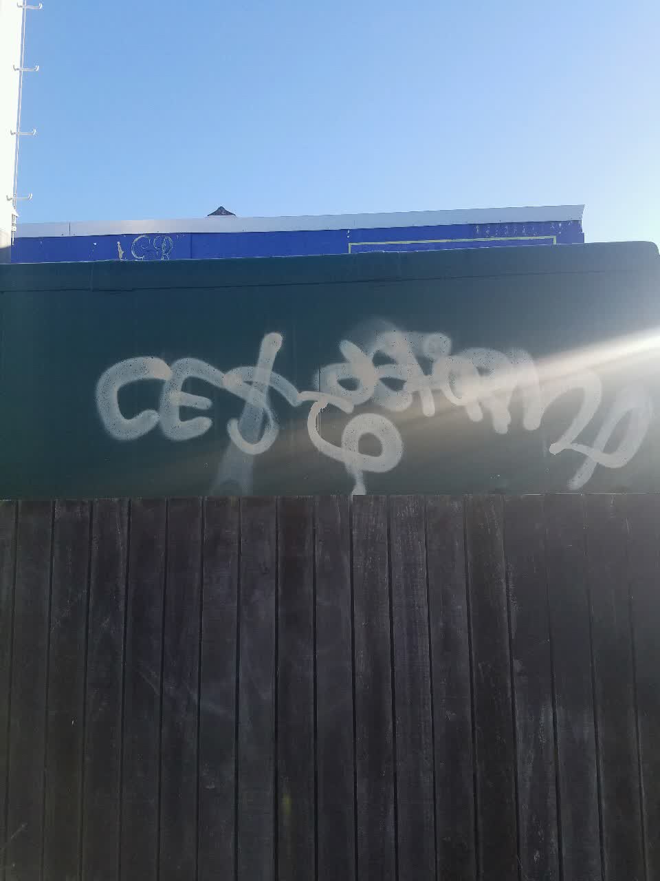 The photograph attached to this graffiti report