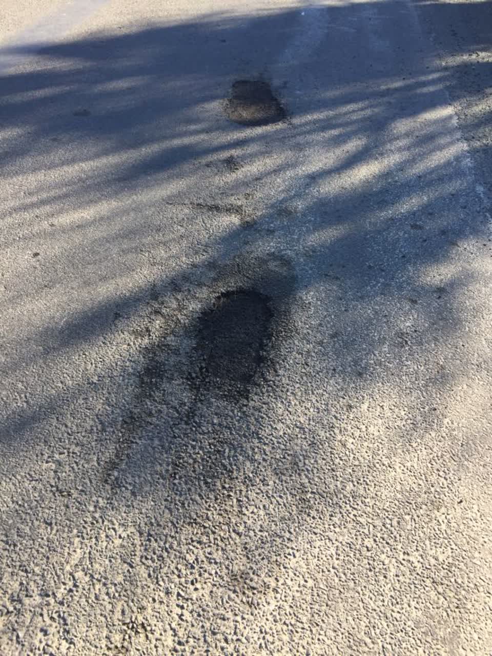 The photograph attached to this roading/streets report