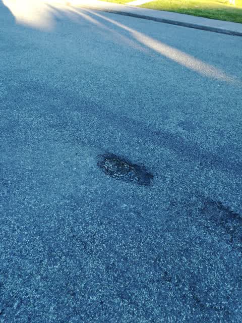 Roading/Streets, a report photo