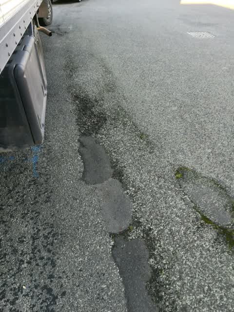 Roading/Streets, a report photo