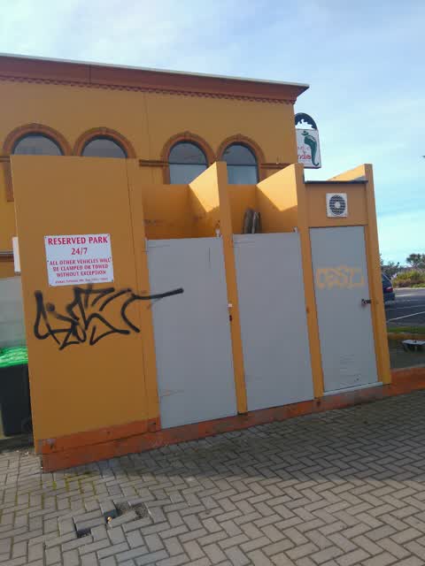 Graffiti — a report photo