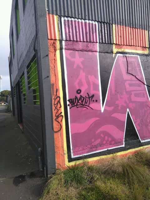 Graffiti, a report photo