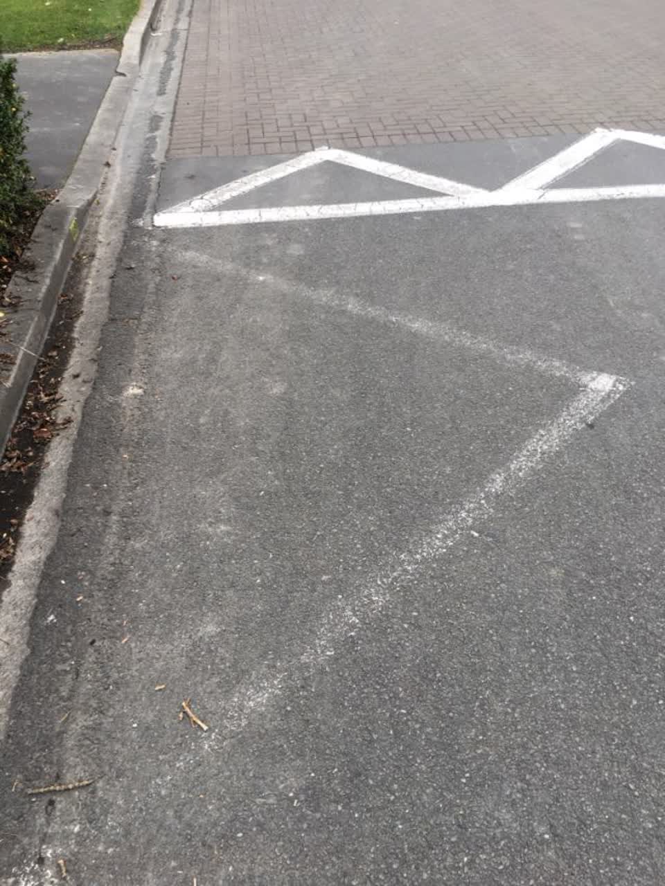 The photograph attached to this roading/streets report
