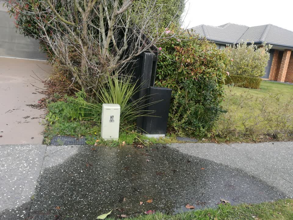 The photograph attached to this water supply report