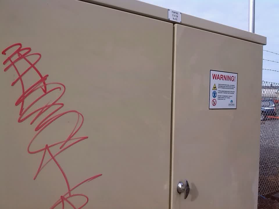 The photograph attached to this graffiti report