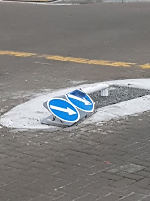 Roading/Streets, a report photo