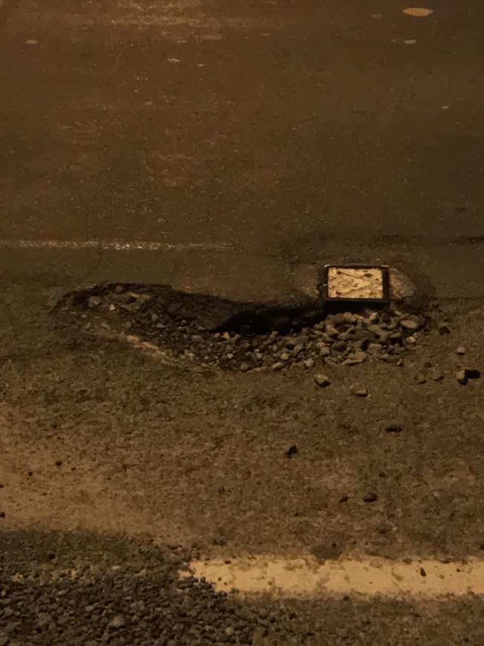 The photograph attached to this roading/streets report