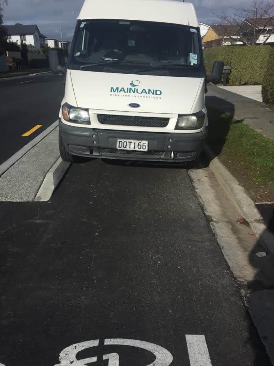 The photograph attached to this roading/streets report